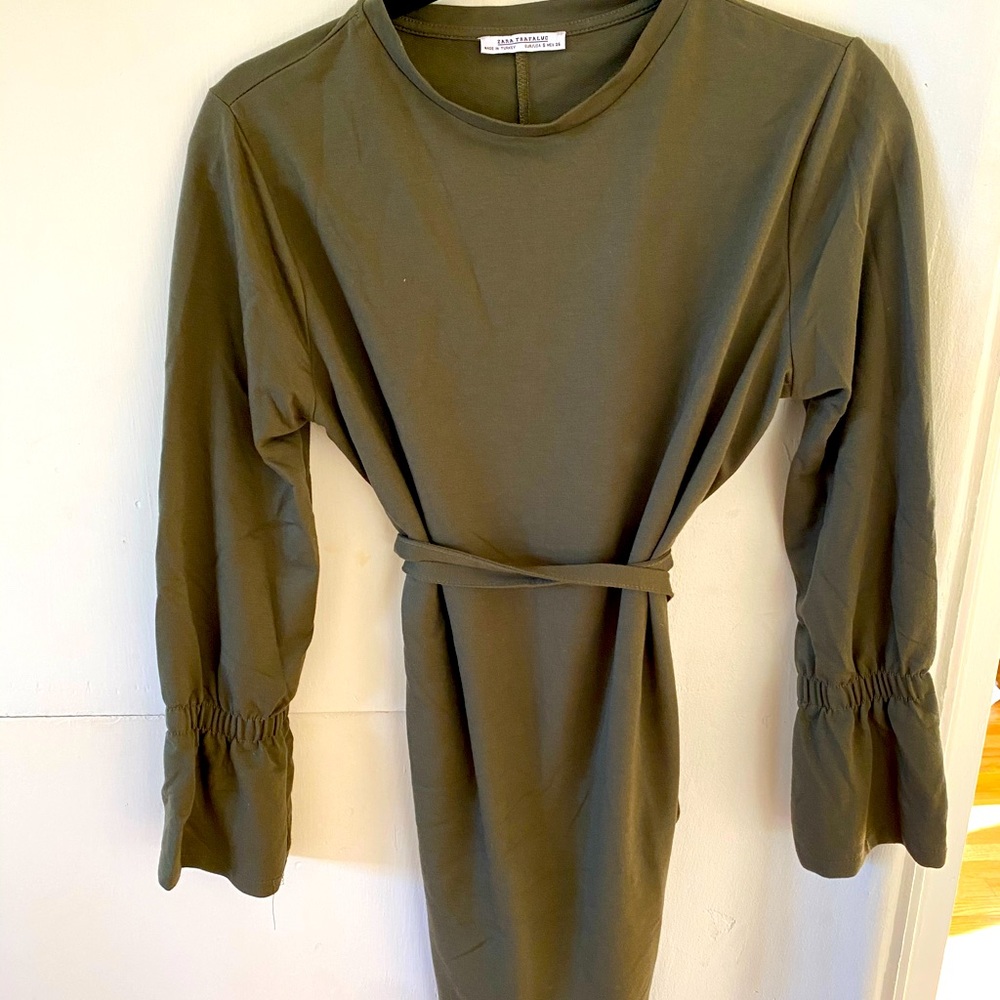 Zara long sleeve olive green dress
